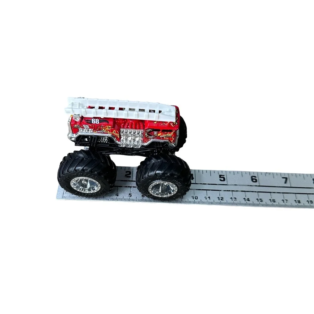 Hot‎ Wheels Monster Trucks 5 Alarm Fire Truck 68 Red Chrome Flames Silver Wheels